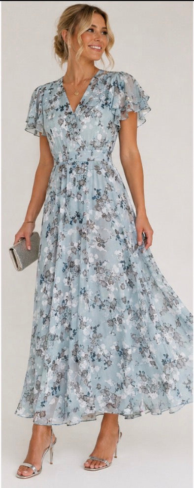 Violet & Grace™ | Glamorous dress that covers the belly