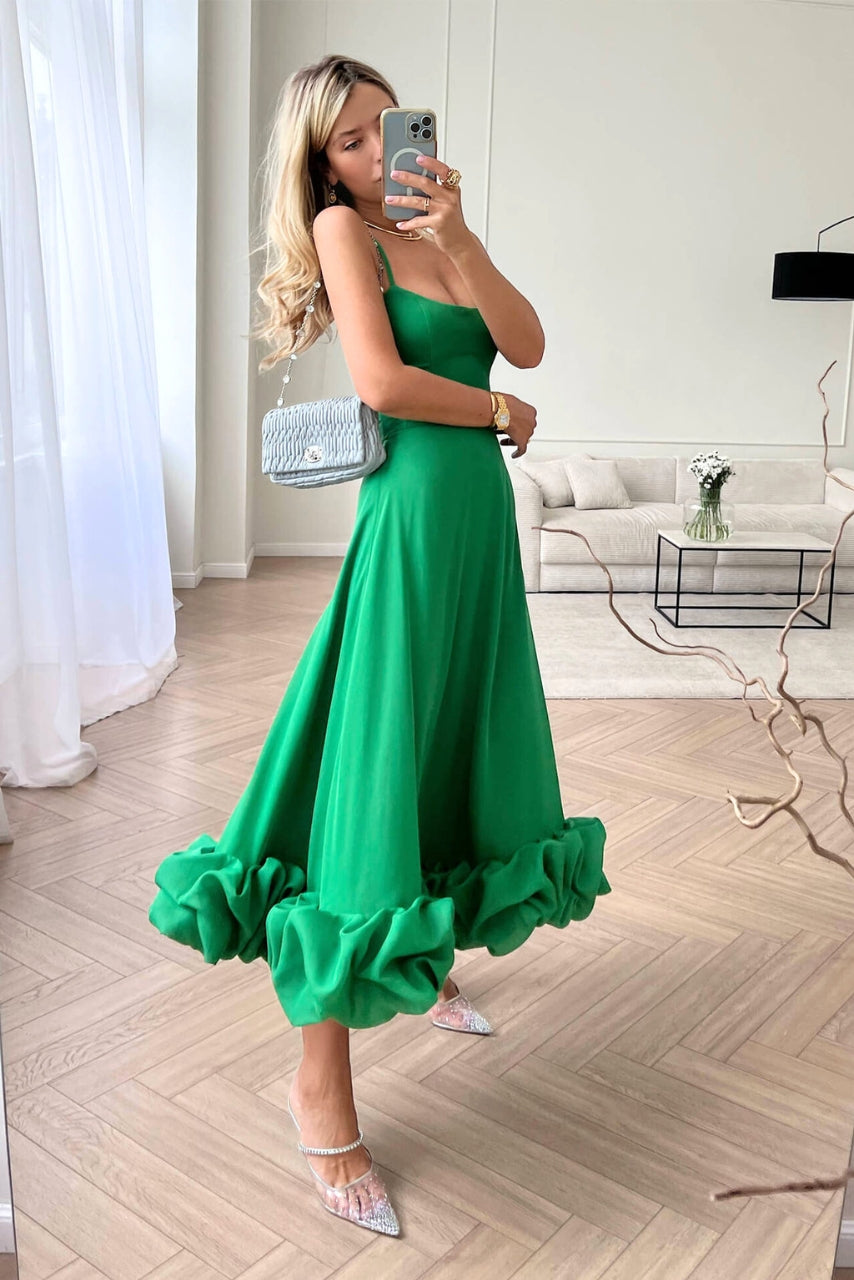 Violet & Grace™ | Elegant Flowing Dress