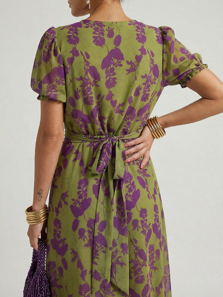 Violet & Grace™ | Relaxed Floral Midi Dress