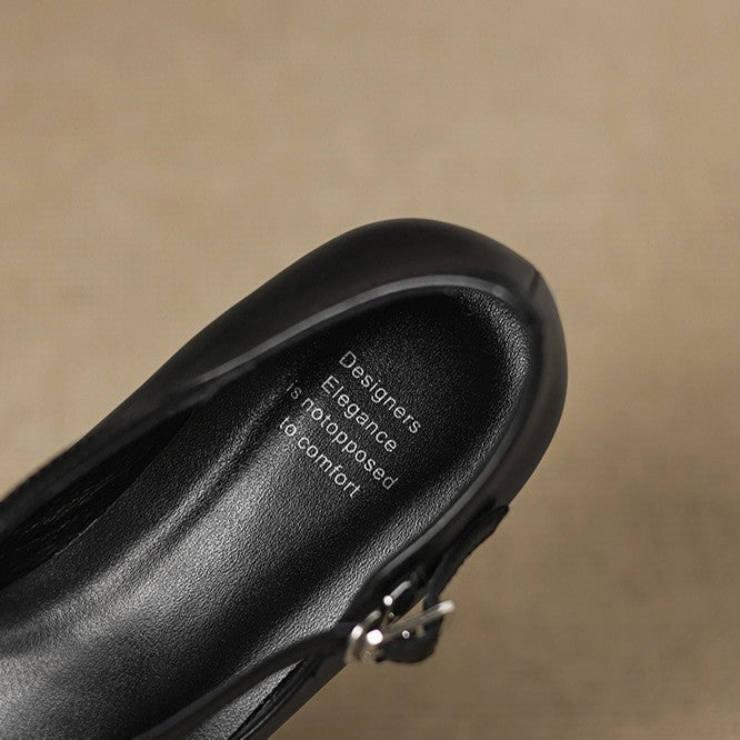 Elaris | Leather Kitten Heels