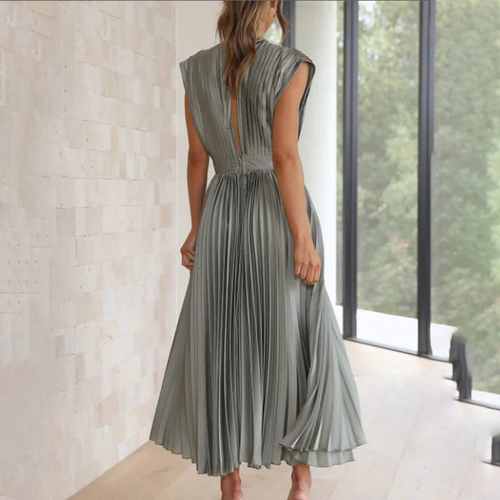 Violet & Grace™ | Timeless Pleated Midi Dress