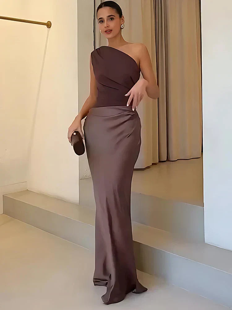 Violet & Grace™ | Maxi Dress with a Guilt in Satin