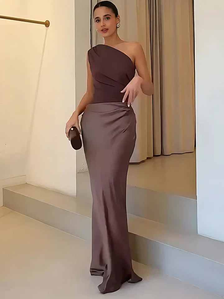 Violet & Grace™ | Maxi Dress with a Guilt in Satin