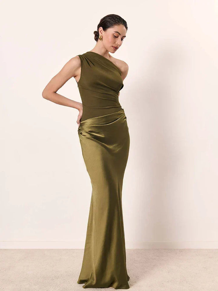 Violet & Grace™ | Maxi Dress with a Guilt in Satin