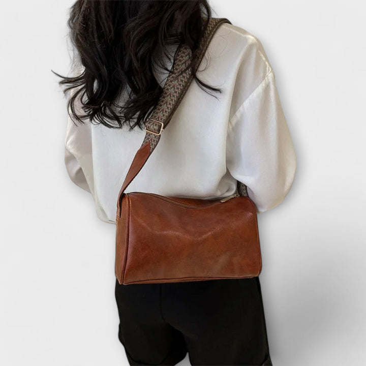 Sarah - Vintage Crossbody Bag
